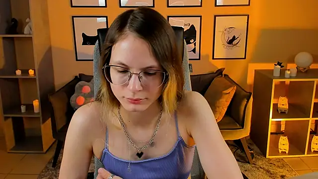 Carrie Rose online show from October 30, 2025, 2:24 am