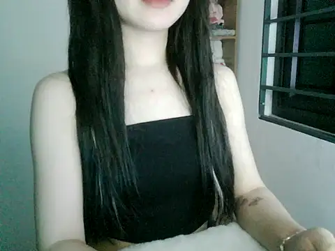 Annabelle-e online show from October 13, 2025, 5:57 pm