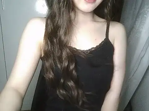 Annabelle-e online show from May 17, 2026, 7:32 pm
