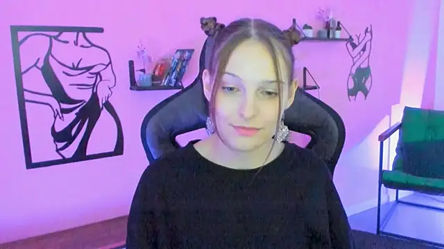 JenniferKiim online show from October 7, 2025, 11:29 am