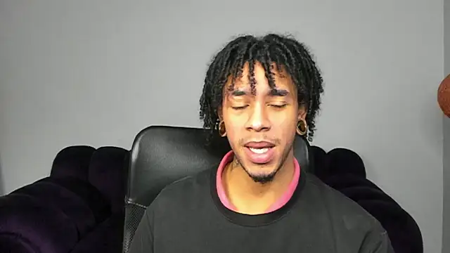 Snapshot of Biker_Seb chatting on September 29, 2025, 2:11 pm Biker Seb online show from September 29, 2025, 2:11 pm