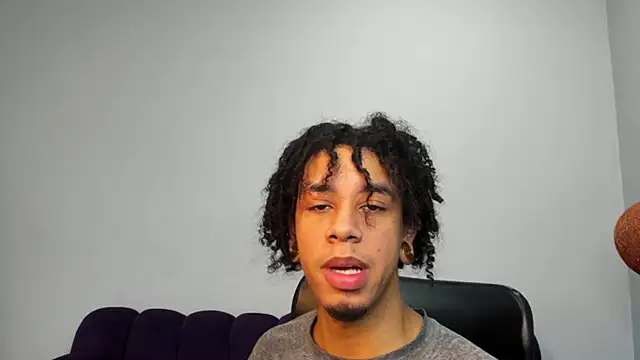 Snapshot of Biker_Seb chatting on October 1, 2025, 1:39 pm Biker Seb online show from October 1, 2025, 1:39 pm