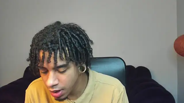 Snapshot of Biker_Seb chatting on October 7, 2025, 12:57 pm Biker Seb online show from October 7, 2025, 12:57 pm