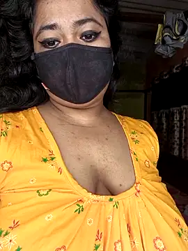 Smile-quien online show from October 30, 2025, 10:49 am