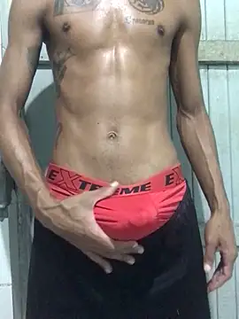 lcsexy45 online show from February 12, 2026, 4:46 pm