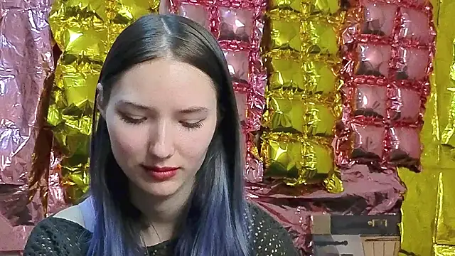  kikiclark   online show from April 3, 2026, 5:22 pm