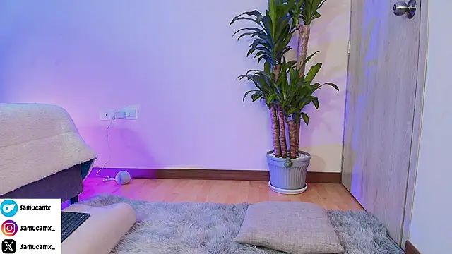 samucamx  online show from September 25, 2025, 2:59 am