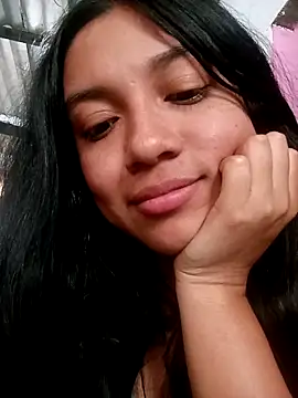 onlymine040 online show from December 1, 2025, 6:24 pm