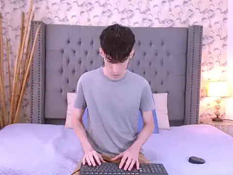 Luke Carter online show from September 25, 2025, 1:04 pm