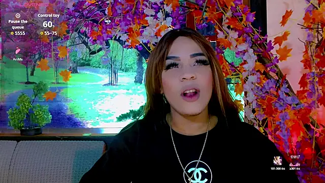 Cristal Villael online show from November 11, 2025, 4:01 am