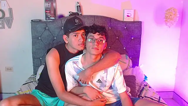 logan willyams  online show from October 28, 2025, 10:34 pm