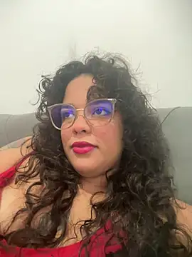 Snapshot of SecretBrunette chatting on July 11, 2026, 8:00 pm SecretBrunette online show from July 11, 2026, 8:00 pm