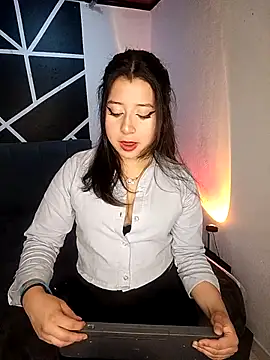 D4rk Honey online show from September 22, 2025, 7:38 pm