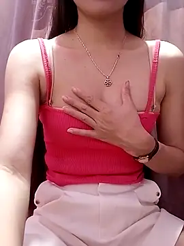 CherryBeii online show from October 10, 2025, 4:39 pm