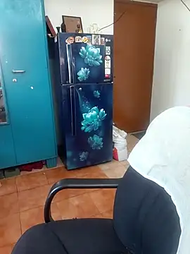 Tamil Kavitha10 online show from April 3, 2026, 5:05 am