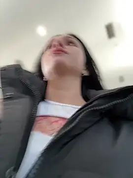 Snapshot of VendiMur chatting on October 9, 2025, 3:15 am VendiMur online show from October 9, 2025, 3:15 am