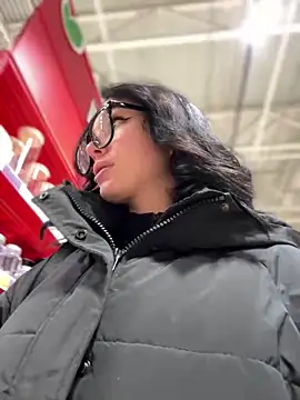 Snapshot of VendiMur chatting on October 14, 2025, 3:07 am VendiMur online show from October 14, 2025, 3:07 am