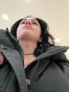 Snapshot of VendiMur chatting on October 28, 2025, 3:10 am VendiMur online show from October 28, 2025, 3:10 am