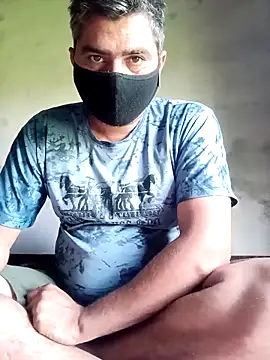 Snapshot of Manjit009 chatting on April 2, 2026, 6:44 am Manjit009 online show from April 2, 2026, 6:44 am