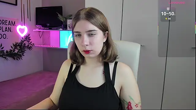 DianaGalaxy online show from October 4, 2025, 8:40 pm