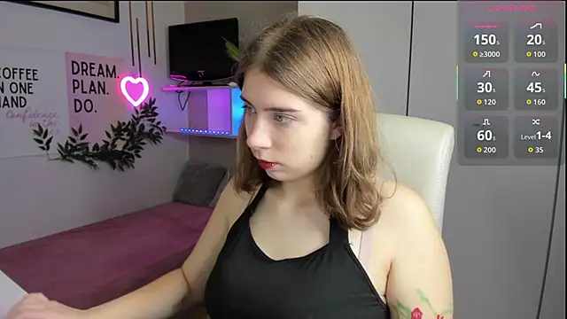 DianaGalaxy online show from October 19, 2025, 8:31 pm