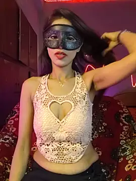 royeoy22 online show from March 3, 2026, 3:29 pm