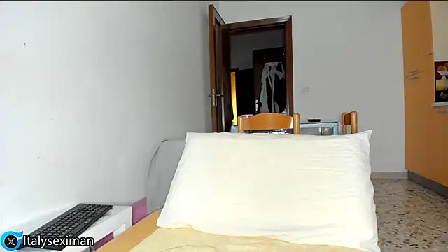 The Fenix xxx online show from April 2, 2026, 6:44 am