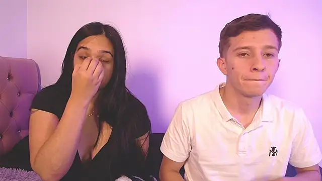 mae nathan  online show from October 15, 2025, 2:06 pm