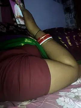 poojasexygirl2007 online show from October 6, 2025, 3:31 pm