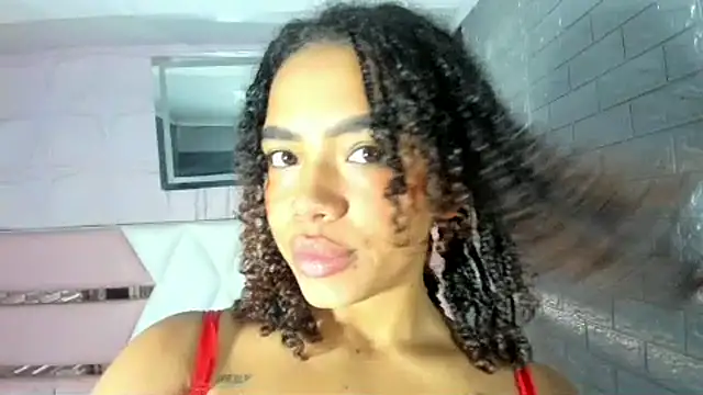 GoodessLatinG online show from September 14, 2025, 2:16 pm