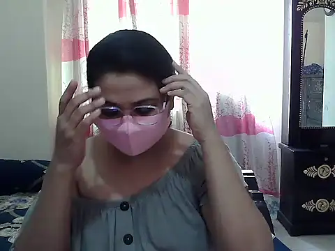 Elena cruz5 online show from September 26, 2025, 8:07 am