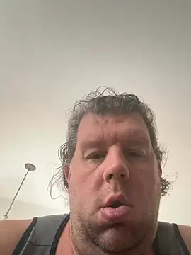 Stephanie1984 online show from April 16, 2026, 12:06 pm