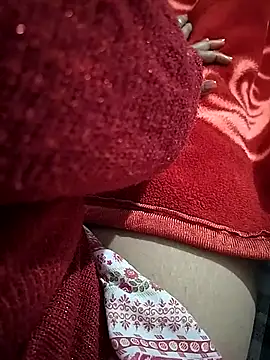 sexy  girls98 online show from November 3, 2025, 9:59 pm