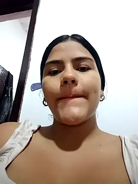 daringxxxhot online show from September 20, 2025, 11:00 am