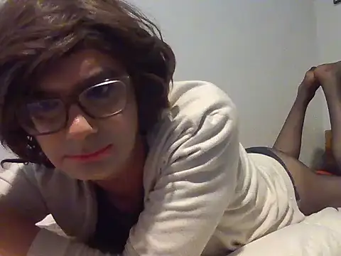 Nady79xxx online show from November 15, 2025, 9:32 pm