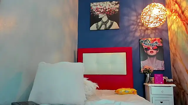 Skarlett hot  online show from November 21, 2025, 12:15 pm