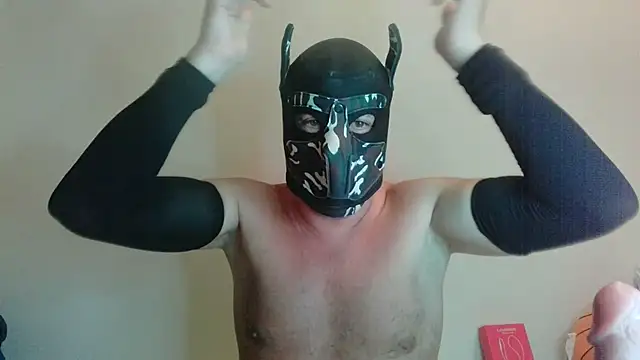 Maskpor2022 online show from August 4, 2026, 9:17 pm