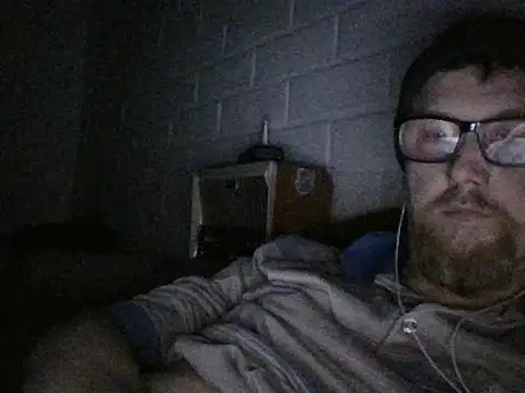 willzchen12 online show from October 29, 2025, 12:35 am