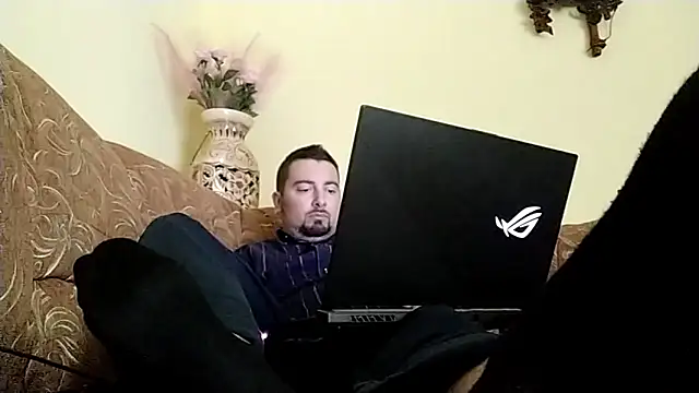 Joseph1Arnold online show from October 1, 2025, 10:32 am