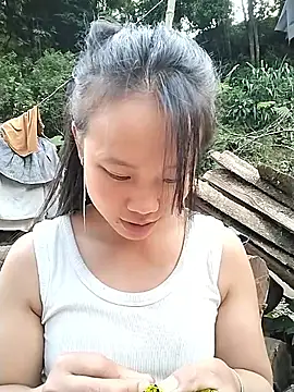 liu-liusexy online show from October 10, 2025, 7:40 am