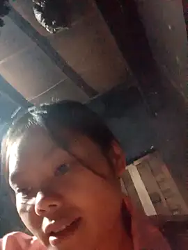 Snapshot of omiu-baby chatting on September 30, 2025, 10:37 pm omiu-baby online show from September 30, 2025, 10:37 pm