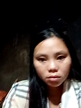 Snapshot of omiu-baby chatting on October 3, 2025, 10:29 pm omiu-baby online show from October 3, 2025, 10:29 pm