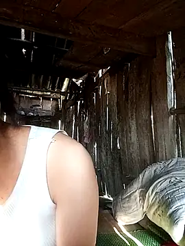 Snapshot of omiu-baby chatting on October 12, 2025, 8:46 am omiu-baby online show from October 12, 2025, 8:46 am