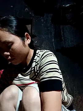 Snapshot of omiu-baby chatting on October 12, 2025, 9:58 pm omiu-baby online show from October 12, 2025, 9:58 pm