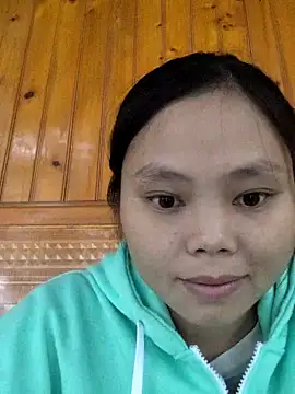 Snapshot of omiu-baby chatting on November 1, 2025, 12:56 am omiu-baby online show from November 1, 2025, 12:56 am