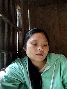 omiu-baby online show from February 17, 2026, 3:36 am