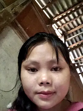 Snapshot of omiu-baby chatting on May 19, 2026, 1:56 am omiu-baby online show from May 19, 2026, 1:56 am