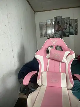 SarahBeii online show from April 2, 2026, 3:37 am