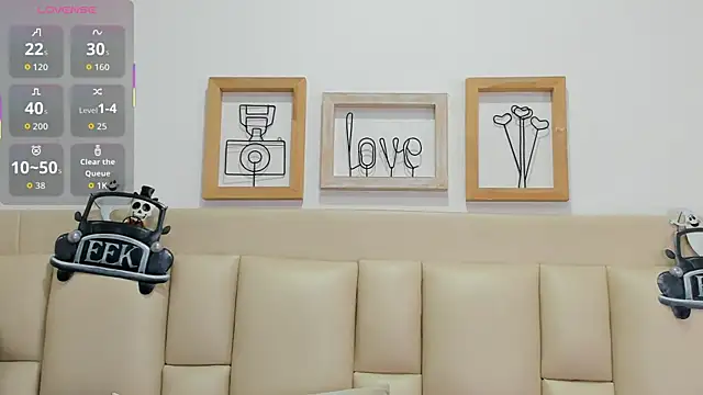 EbonyLudovica online show from November 1, 2025, 2:35 am