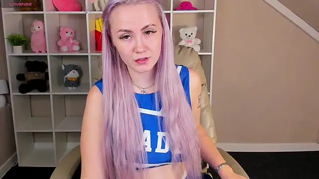 Snapshot of Joyce_Howard chatting on October 15, 2025, 2:28 pm Joyce Howard online show from October 15, 2025, 2:28 pm